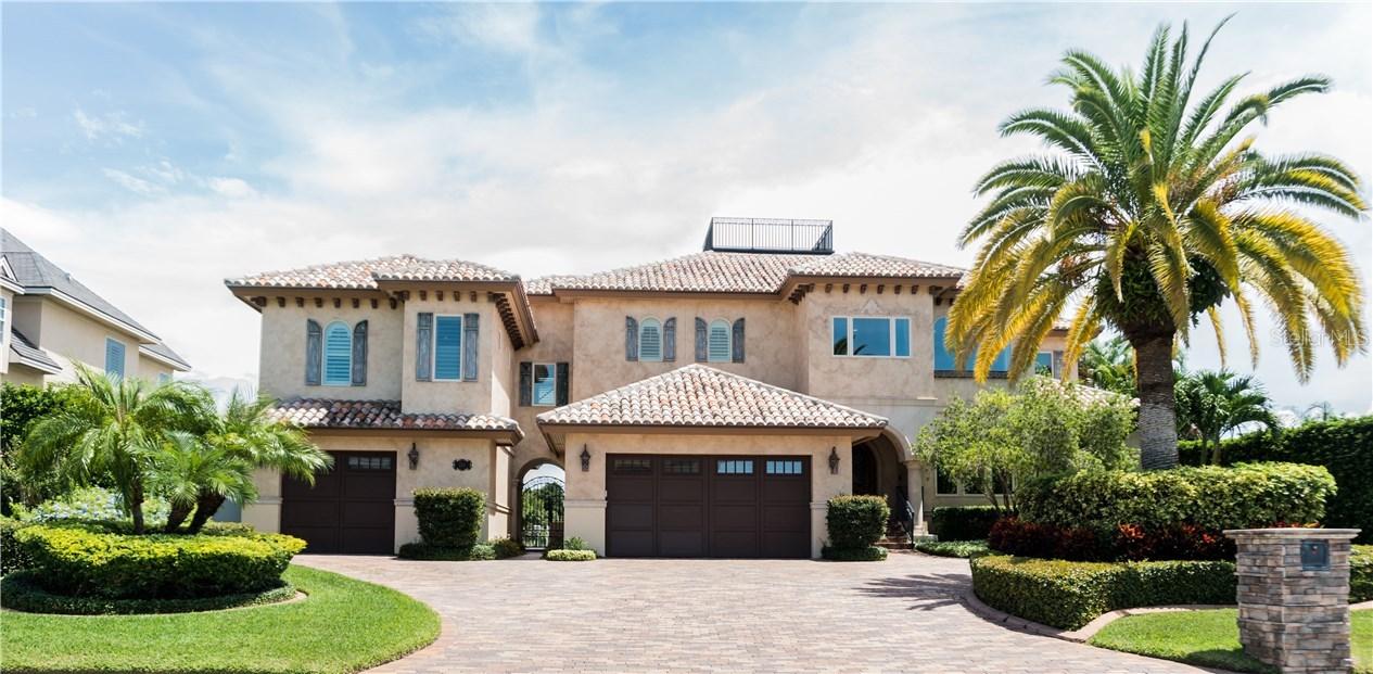 205 Poinciana Ln., Largo, FL 33770