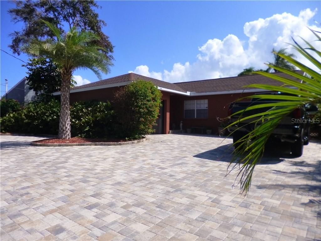 11625 Hamlin Blvd., Largo, FL 33774