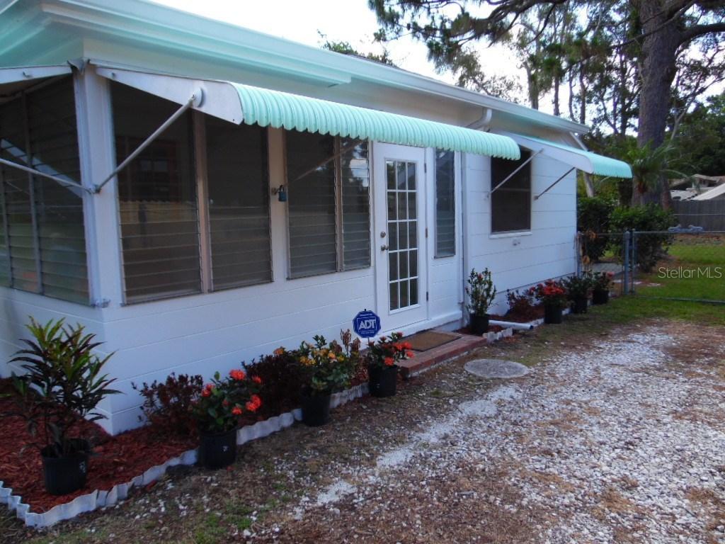 1008 Hull St., Gulfport, FL 33707