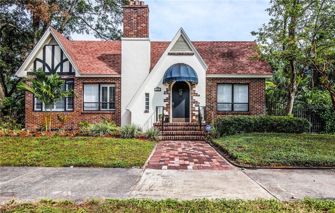 105 23rd Ave., St Petersburg, FL 33704