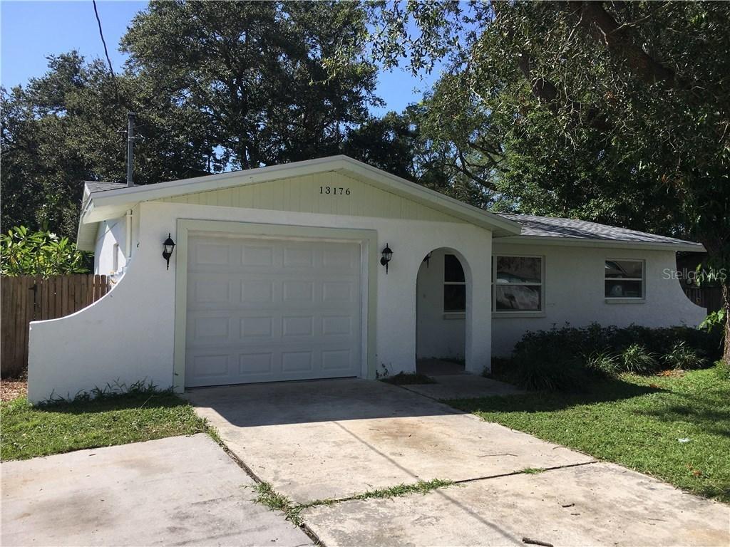 13176 Center Ave., Largo, FL 33773