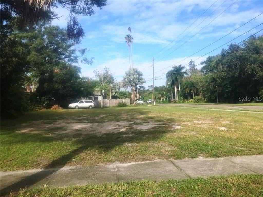 2205 Quincy St., St Petersburg, FL 33711