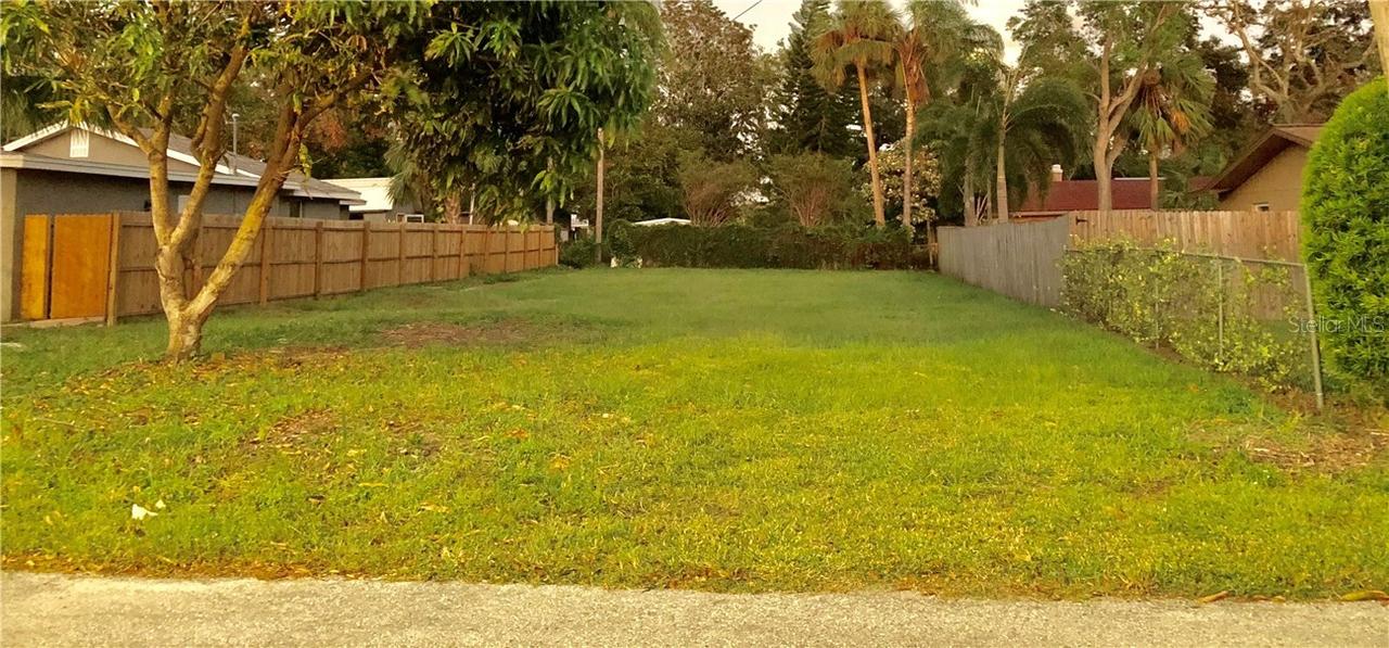 363 Overbrook Blvd., Largo, FL 33770