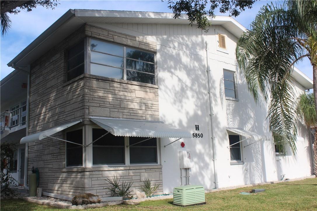 5850 21st St. #14, St Petersburg, FL 33714