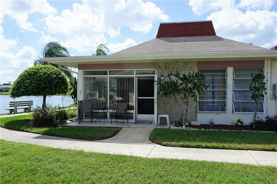 4356 Tahitian Gardens Cir. #H, Holiday, FL 34691