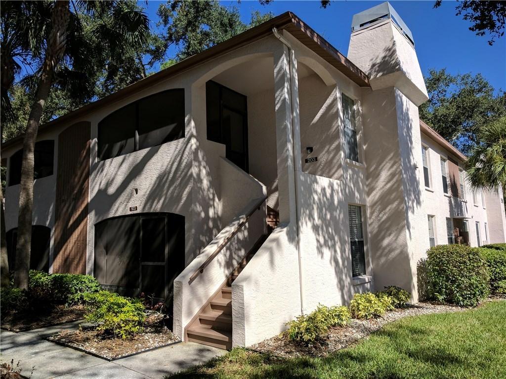 2998 Bonaventure Cir. #203, Palm Harbor, FL 34684
