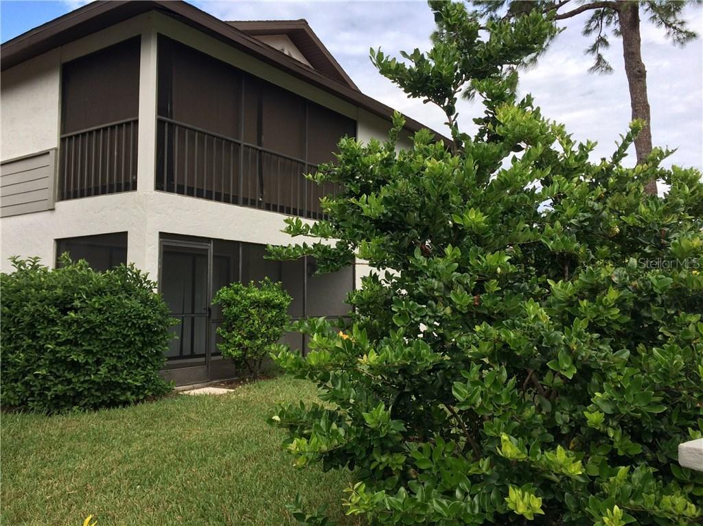 2840 W Rainbow Cir. #B2, Sarasota, FL 34231