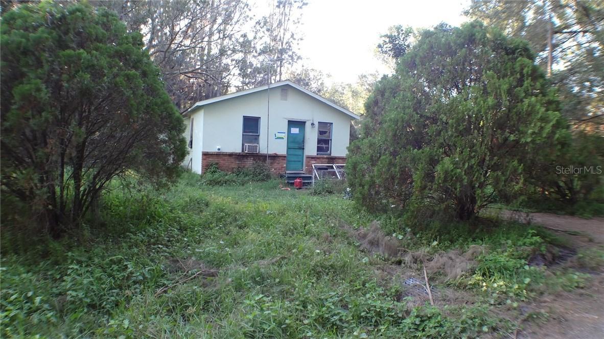 16418 48th St., Clearwater, FL 33762
