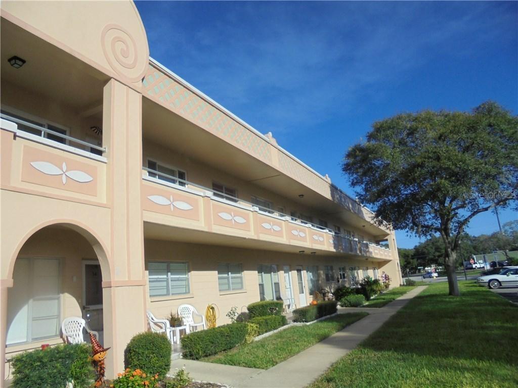 2200 World Parkway Blvd. #40, Clearwater, FL 33763