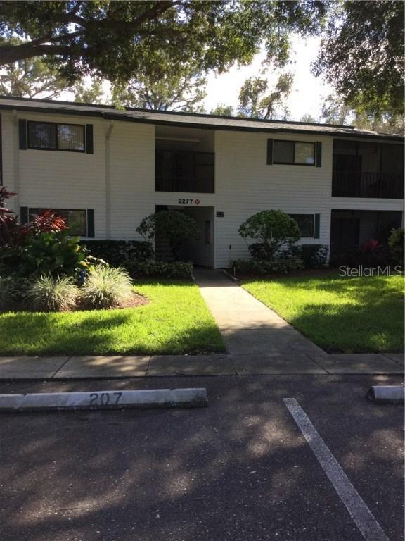 3277 Fox Chase Cir. #205, Palm Harbor, FL 34683