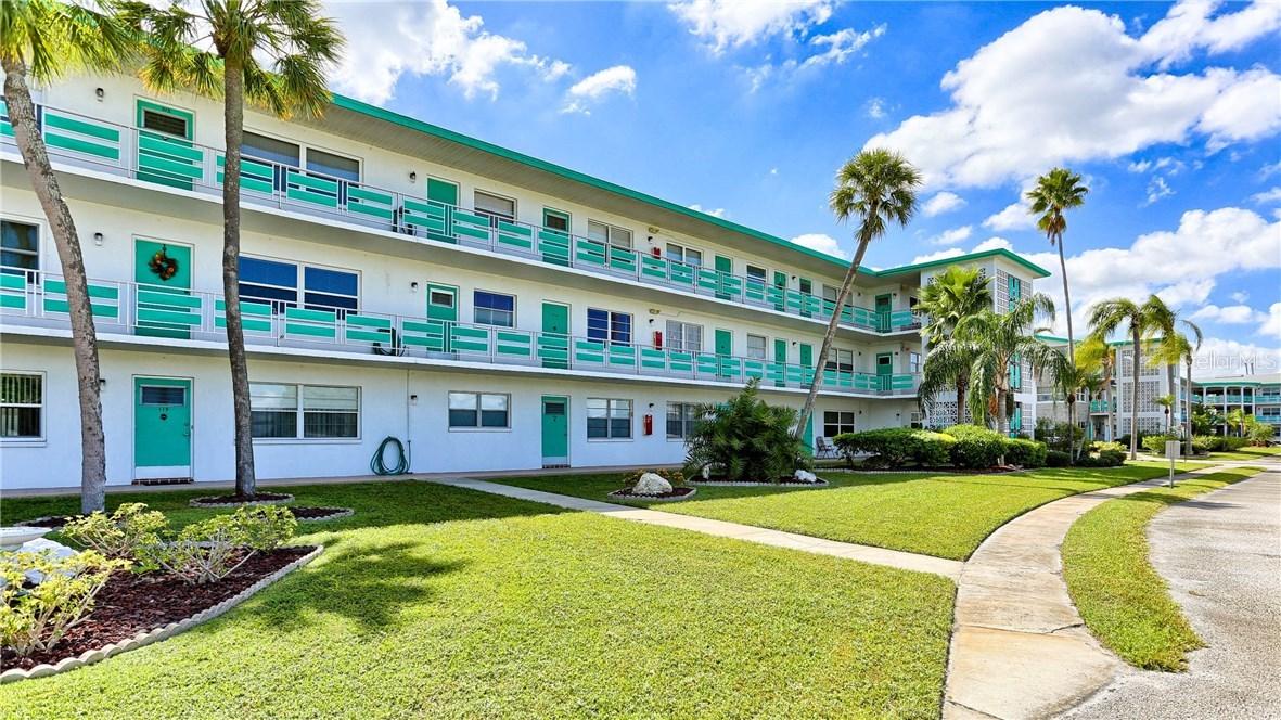 1900 59th Ave. #216, St Petersburg, FL 33714