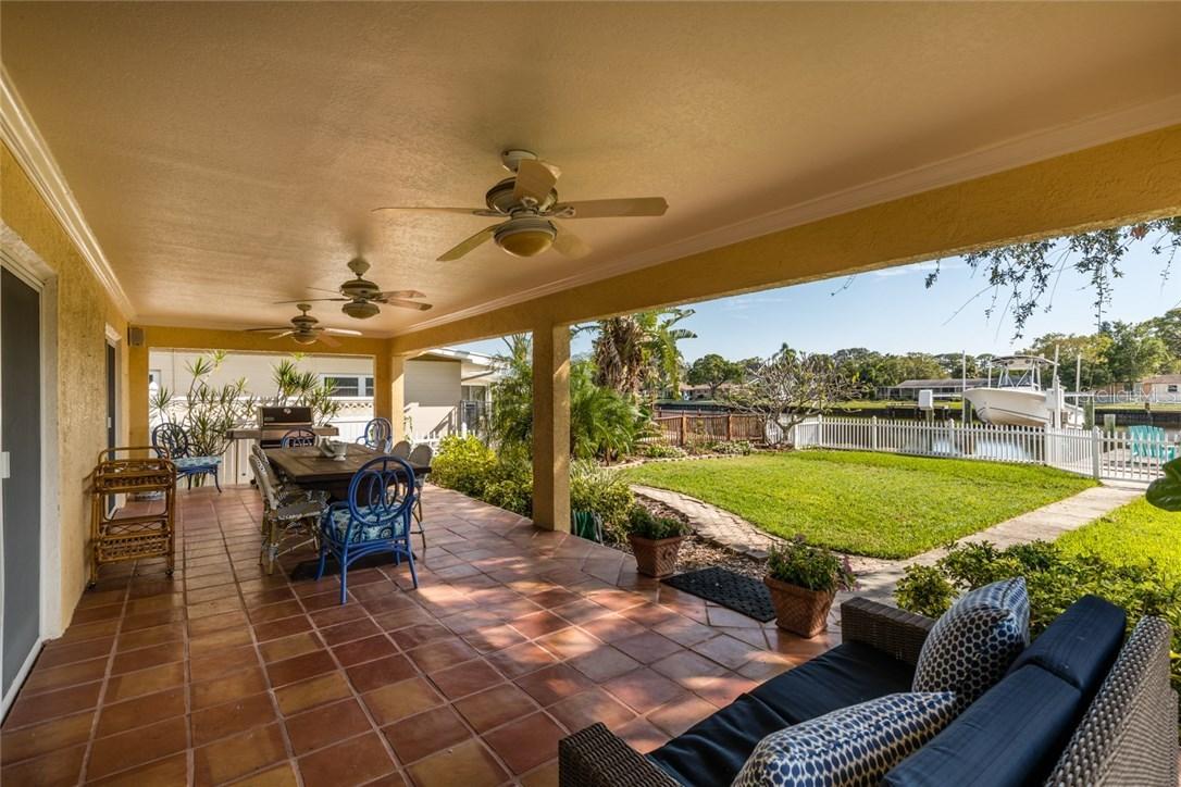 324 89th Ave., St Petersburg, FL 33702