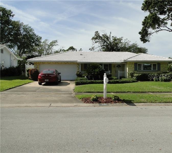 1250 Leona Dr., Largo, FL 33770