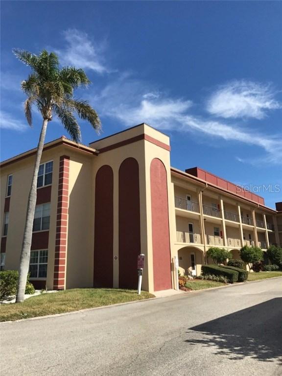 10215 Regal Dr. #22, Largo, FL 33774