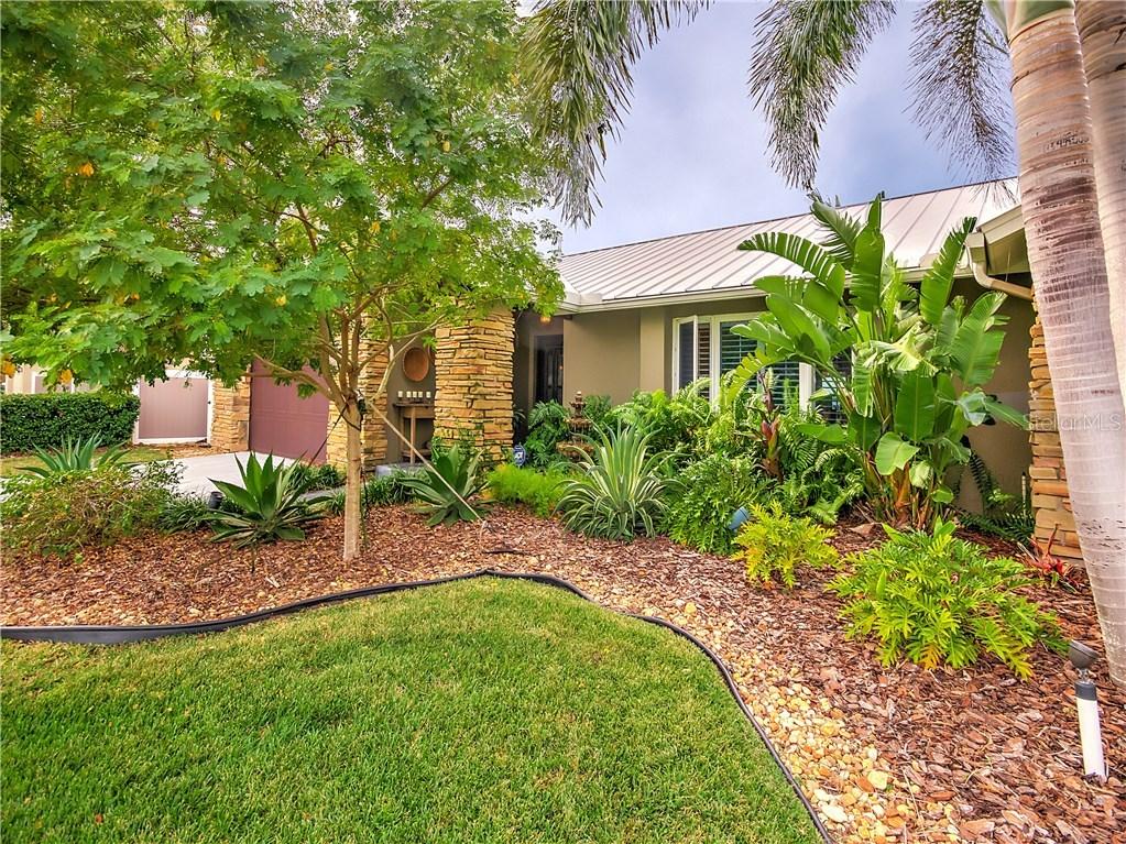 11716 Harborside Cir., Largo, FL 33773