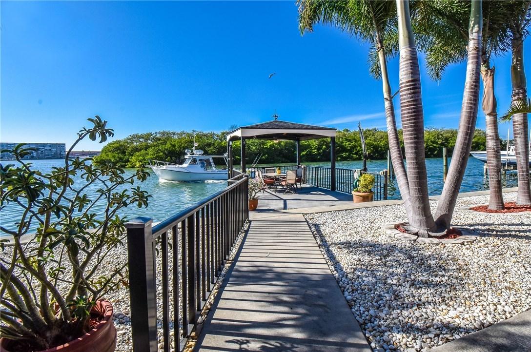 1431 Sea Gull Dr., St Petersburg, FL 33707