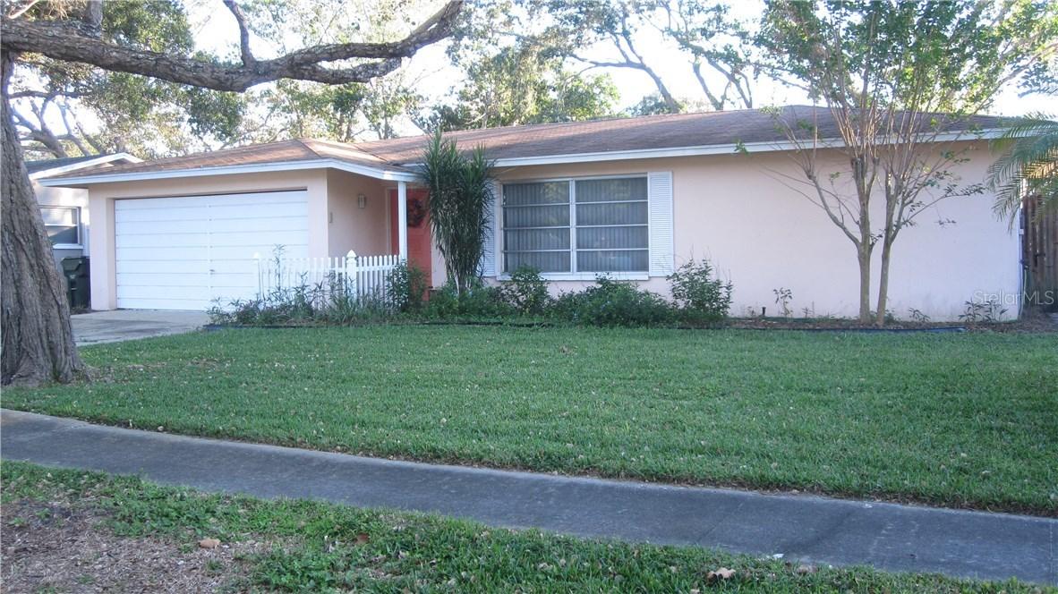 2526 13th Ave., Largo, FL 33770