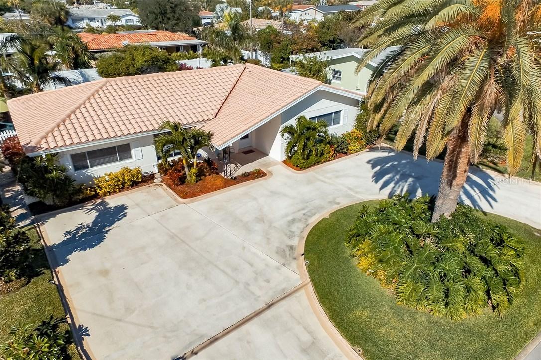 2220 E Vina Del Mar Blvd., St Pete Beach, FL 33706