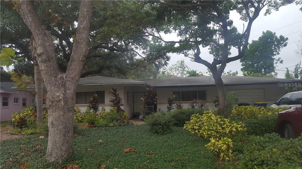 1312 S Hillcrest Ave., Clearwater, FL 33756