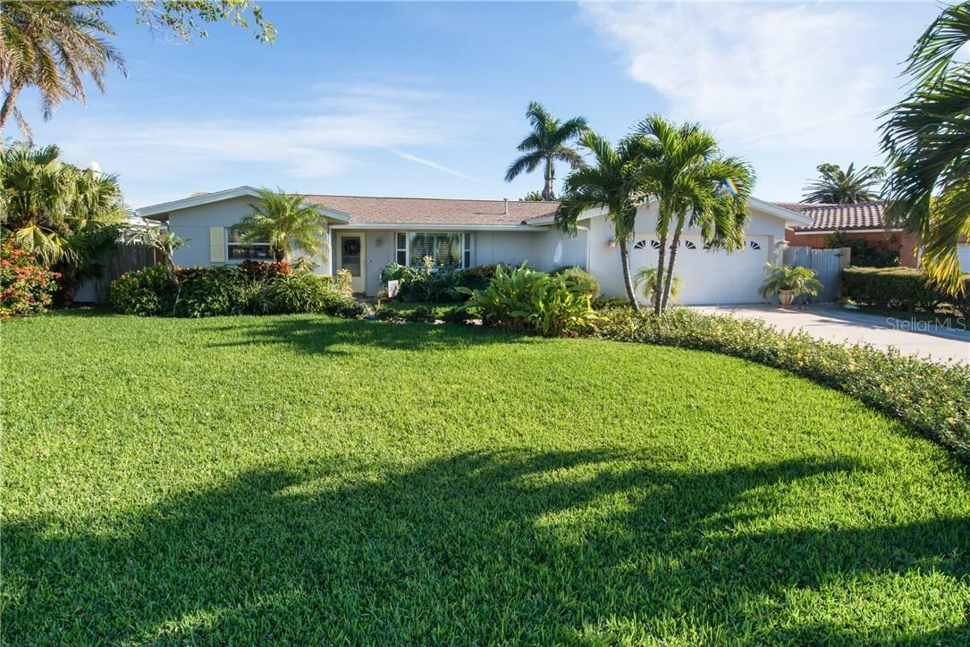 11668 Grove St., Seminole, FL 33772