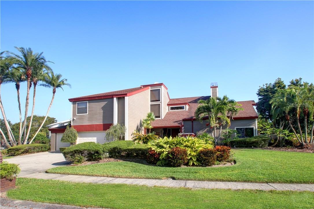 9020 Baywood Park Dr., Seminole, FL 33777