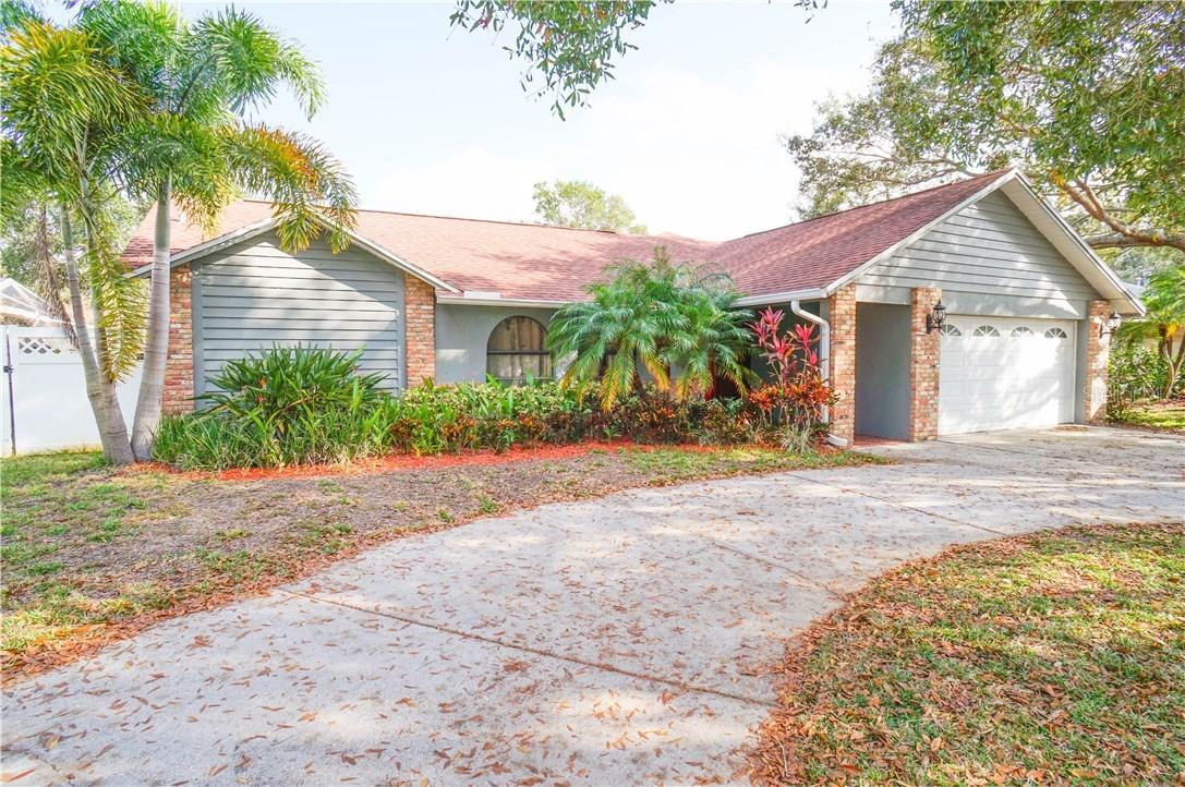 12229 92nd St., Largo, FL 33773