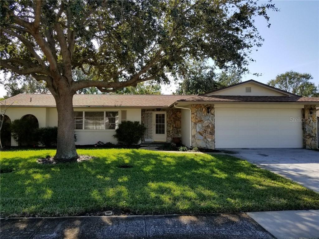 13236 84th Ter., Seminole, FL 33776