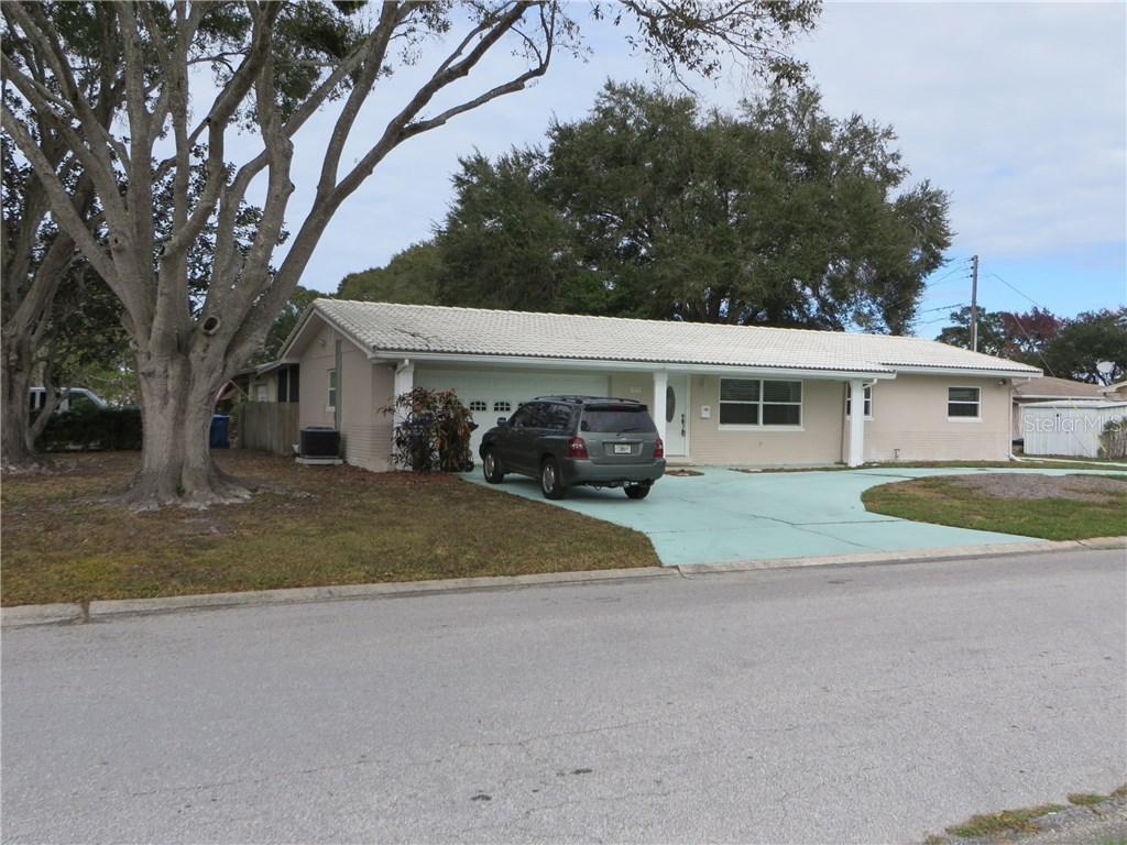 5939 18th Ave., St Petersburg, FL 33710