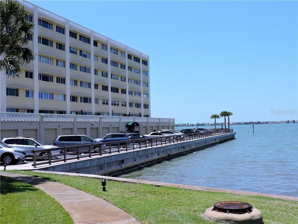 100 Bluff View Dr. #308C, Belleair Bluffs, FL 33770