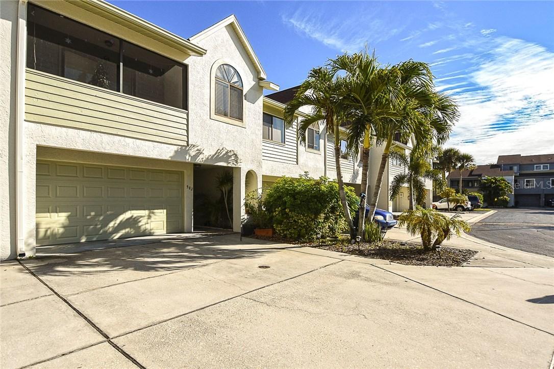 582 Walden Ct., Dunedin, FL 34698