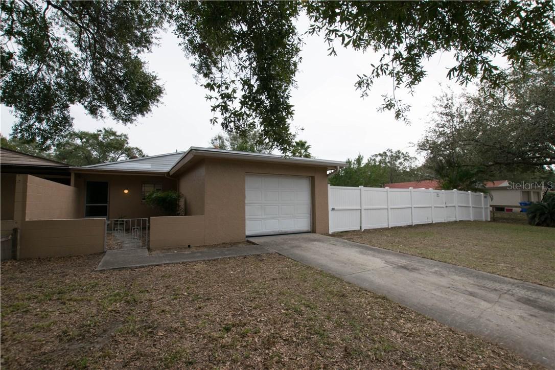 702 Regent Cir., Brandon, FL 33511