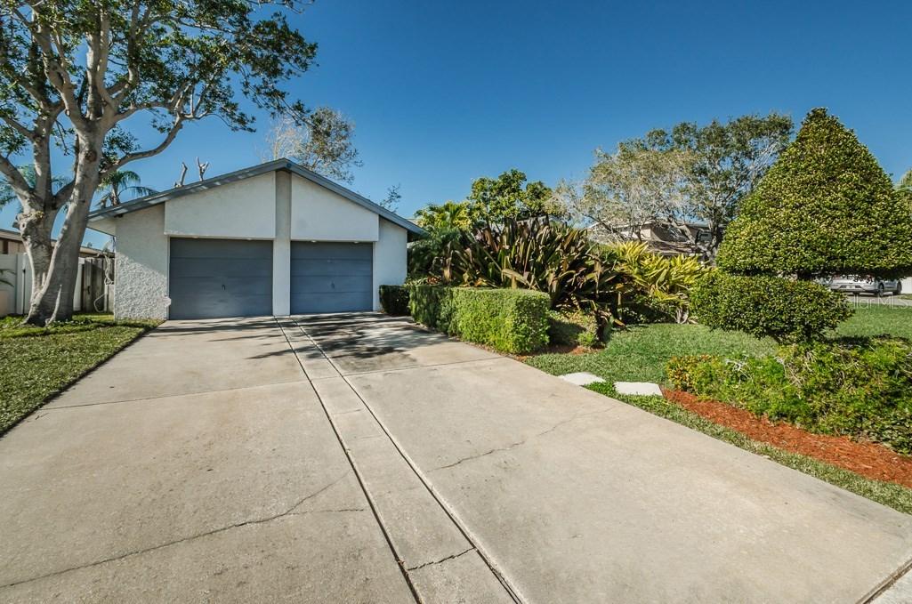 11675 Grove St., Seminole, FL 33772