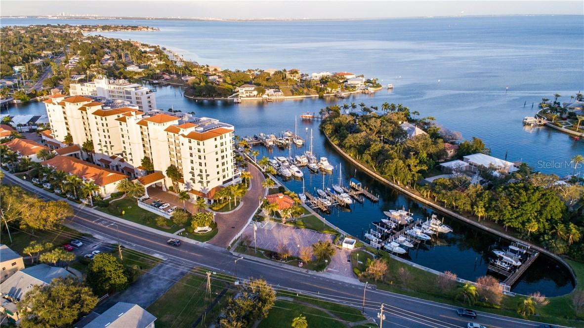 1325 Snell Isle Blvd. #902, St Petersburg, FL 33704