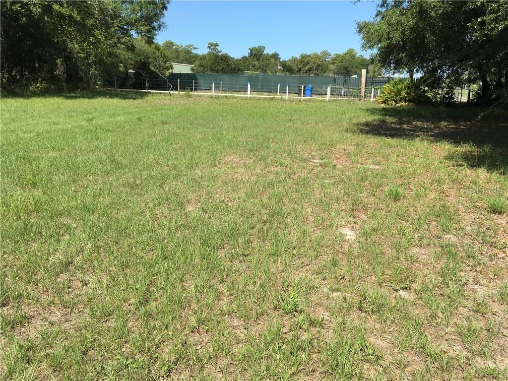 3301 E County Line Rd., Lutz, FL 33559