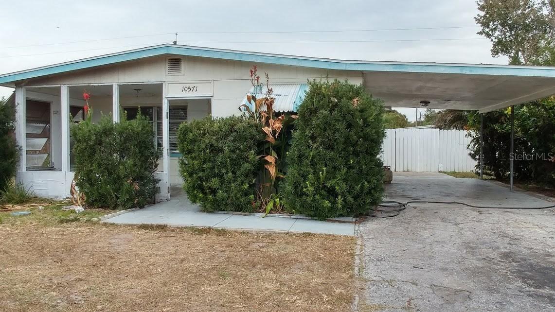 10571 104th Ave., Largo, FL 33773
