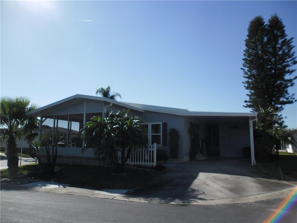 49 Ashwood Ct., Palm Harbor, FL 34684