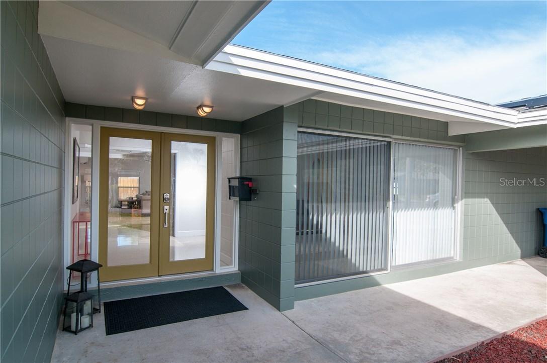5249 39th St., St Petersburg, FL 33711