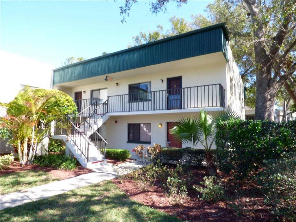 3300 Fox Chase Cir. #236, Palm Harbor, FL 34683