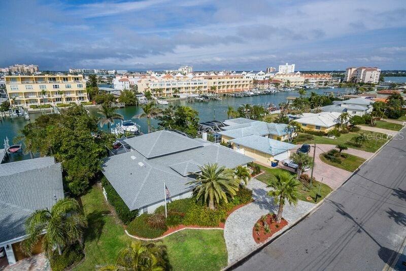 130 Bayside Dr., Clearwater Beach, FL 33767