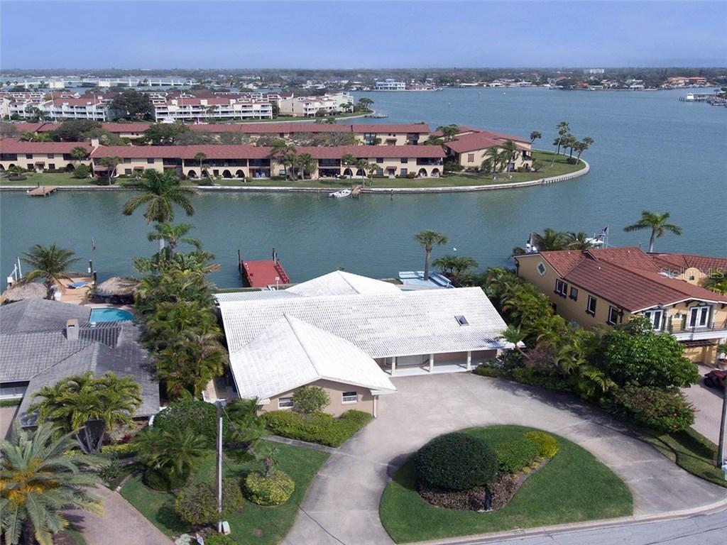 13 Island Dr., Treasure Island, FL 33706