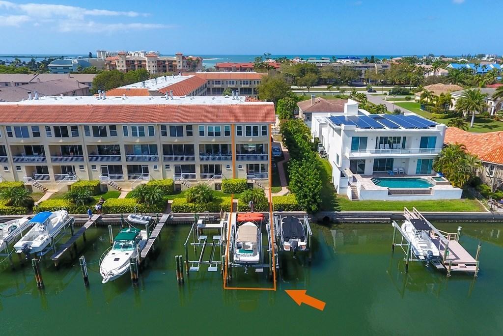 1077 Pinellas Bayway, Tierra Verde, FL 33715