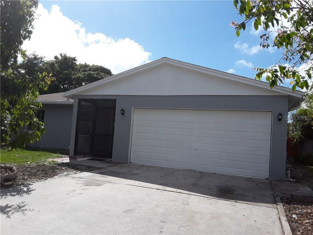 7912 Powder Horn Cir., Largo, FL 33773