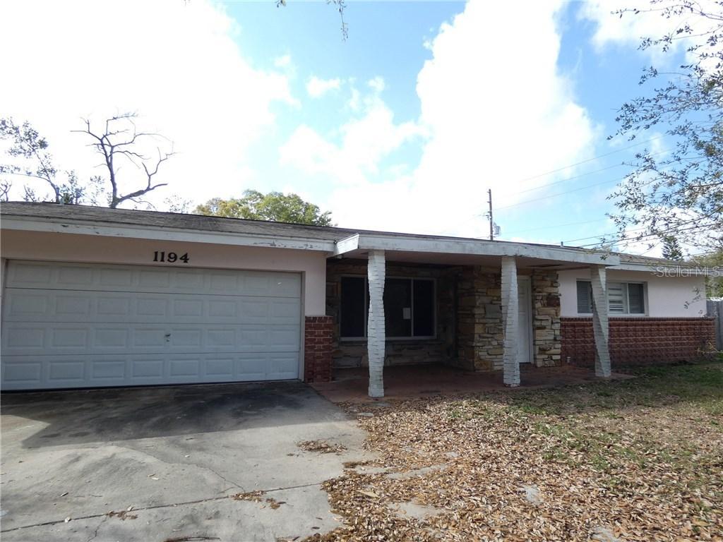 1194 Sousa Dr., Largo, FL 33771