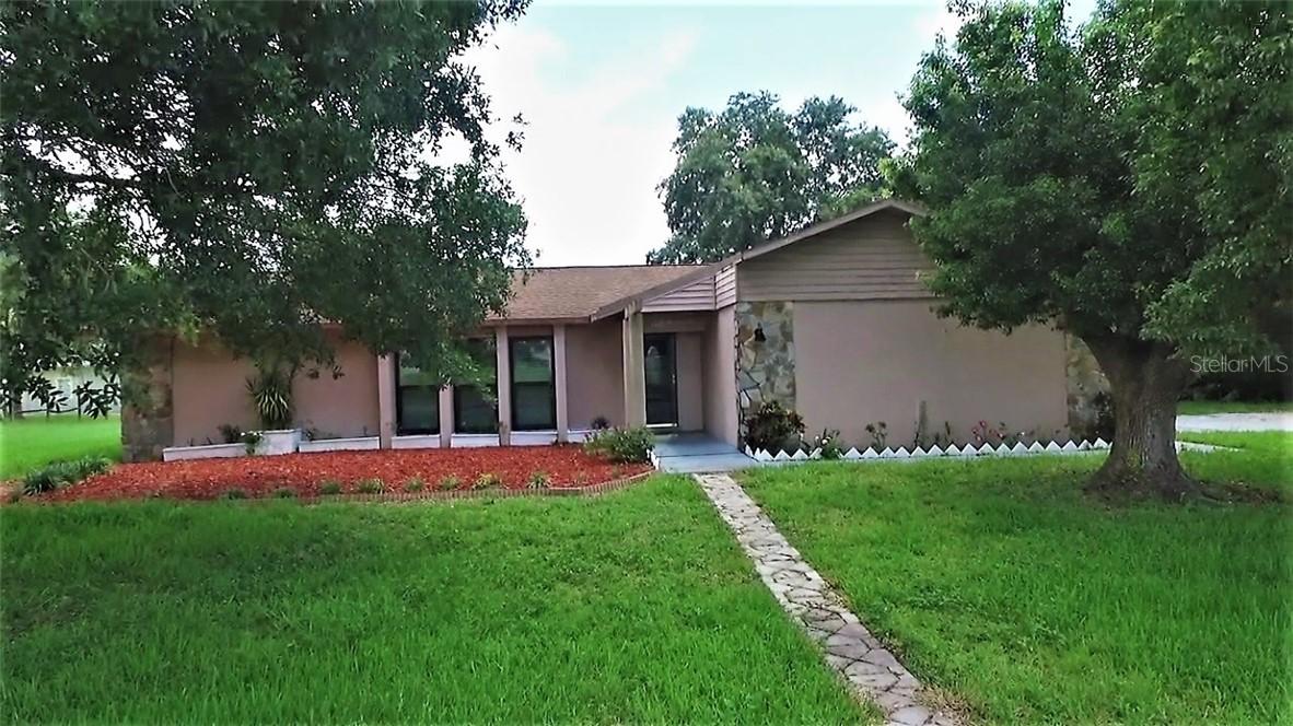5510 69th St., Palmetto, FL 34221
