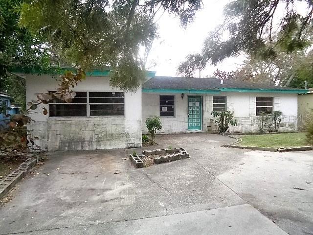 2450 13th Ave., St Petersburg, FL 33712
