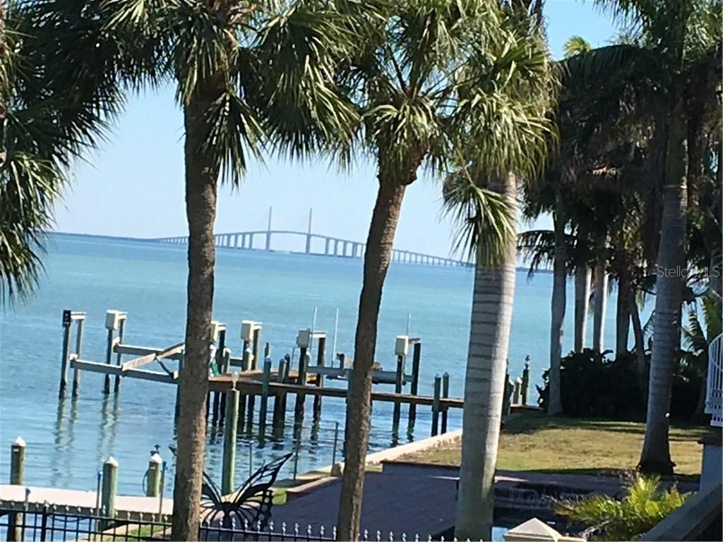 7540 Sunshine Skyway Ln. #121, St Petersburg, FL 33711