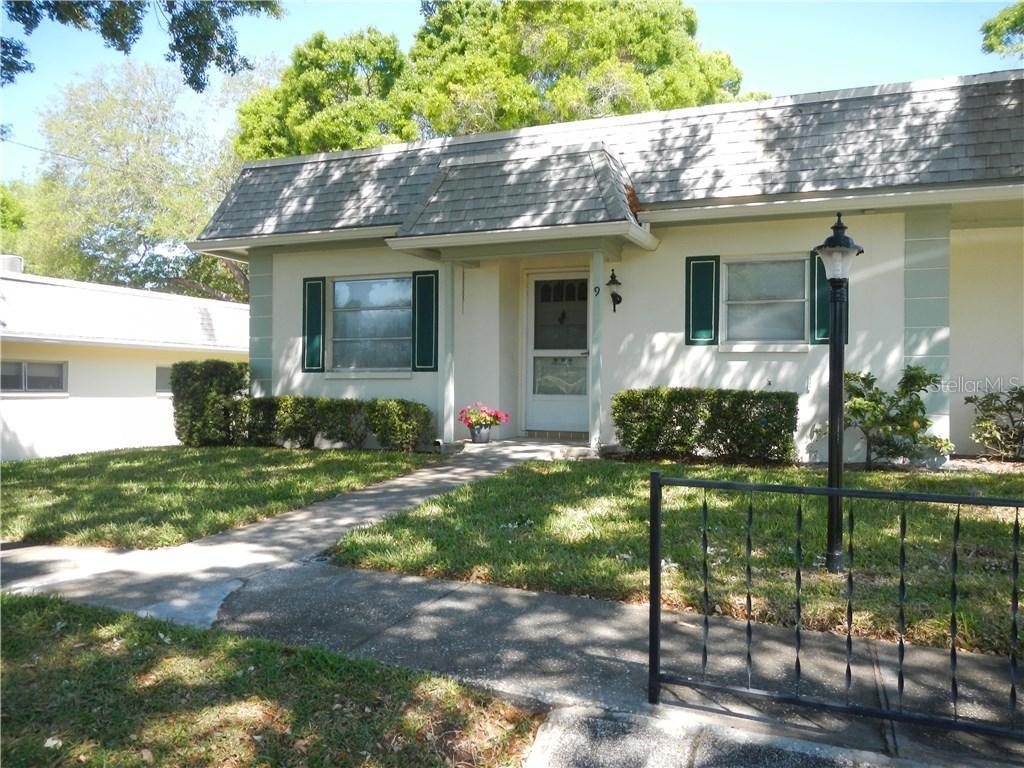 1430 Normandy Park Oaks Dr. #9, Clearwater, FL 33756