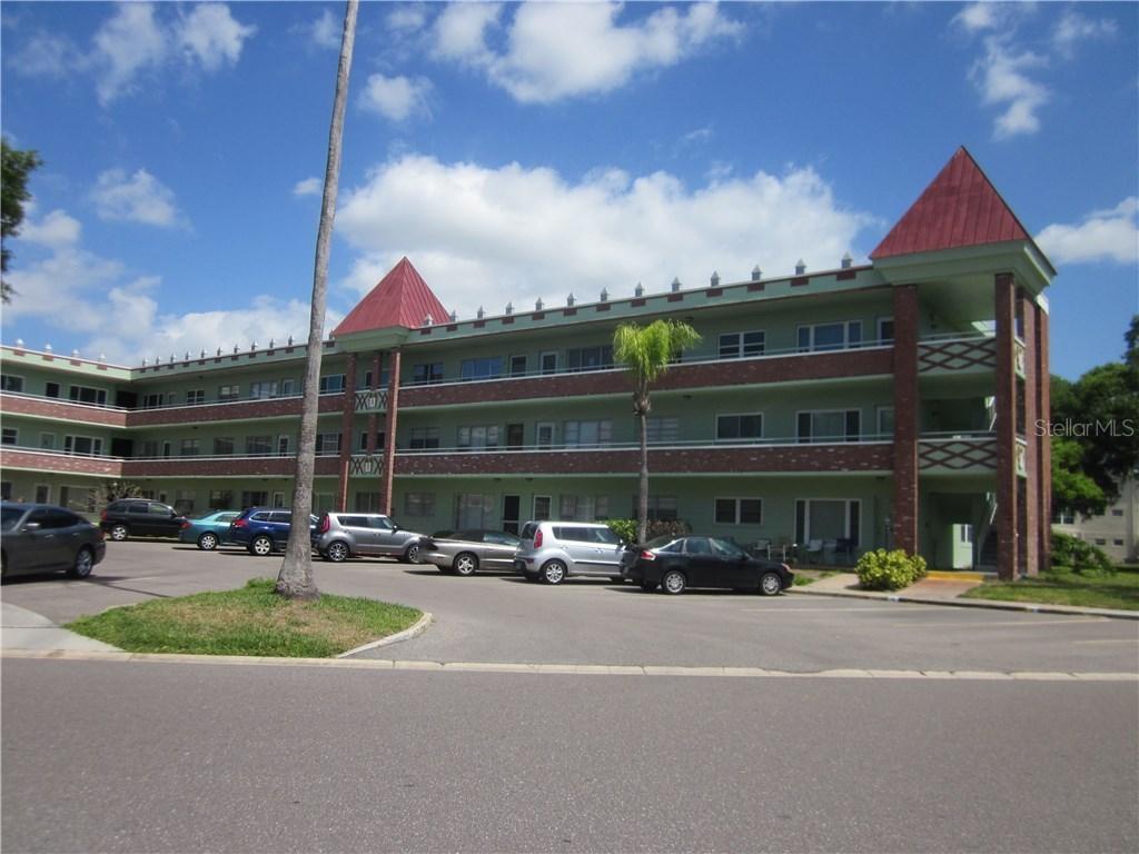 2358 Ecuadorian Way #68, Clearwater, FL 33763