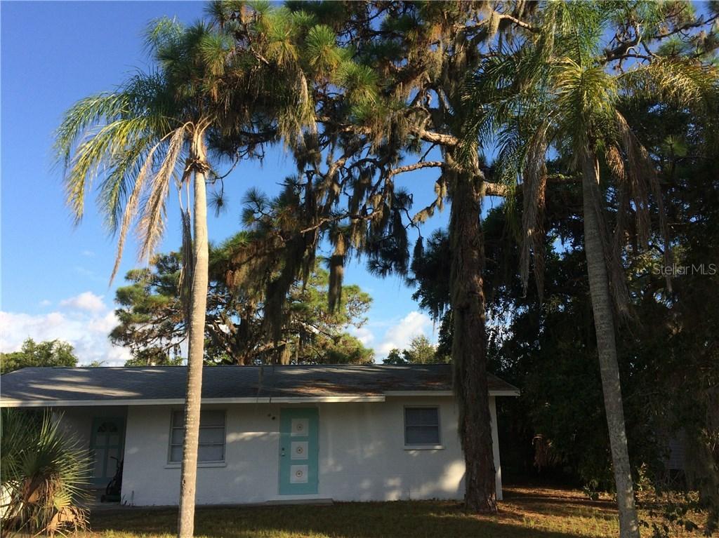 2135 Massachusetts Ave., Englewood, FL 34224