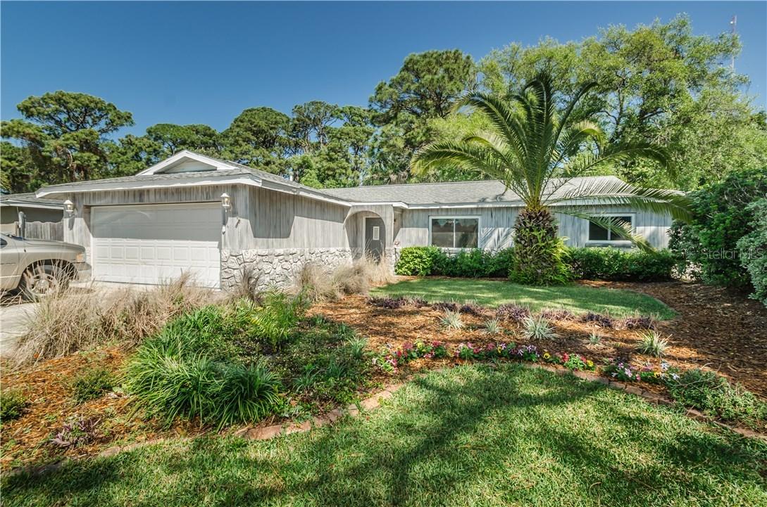 9127 79th Ave., Largo, FL 33777